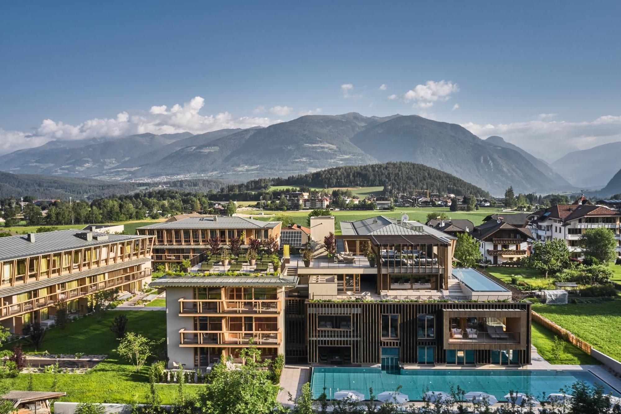 Falkensteiner Hotel Kronplatz - The Leading Hotels Of The World (Adults Only) Reischach Eksteriør bilde